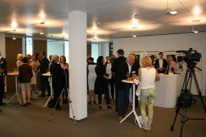 Buchtaufe Balanceakt Compliance